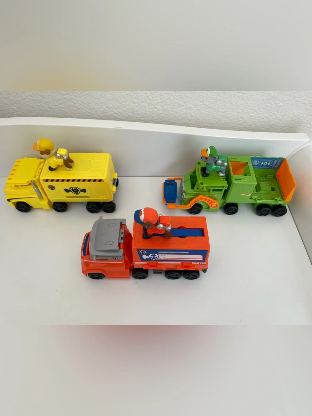 Paw Patrol Big Truck Pups Set Including Complete Zuma and Skye HTF